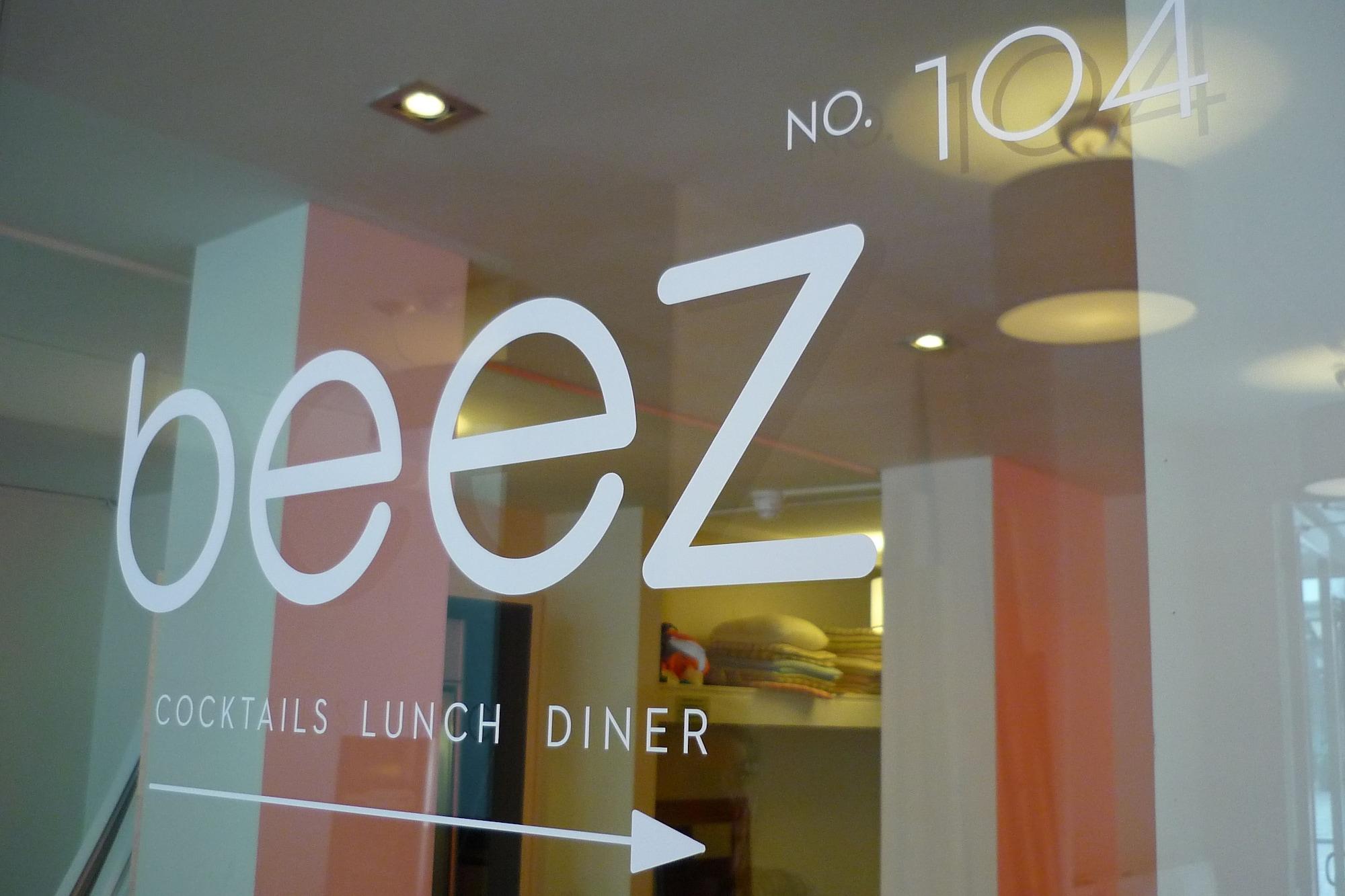 Beez Hotel