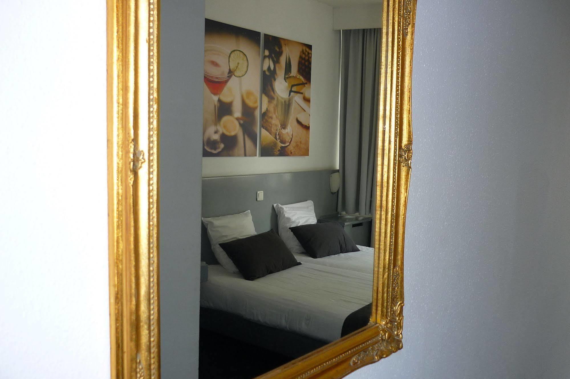Beez Hotel